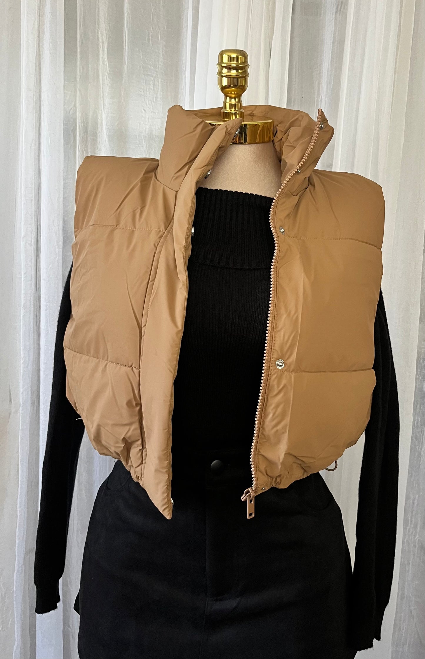 Caramel pocket vest