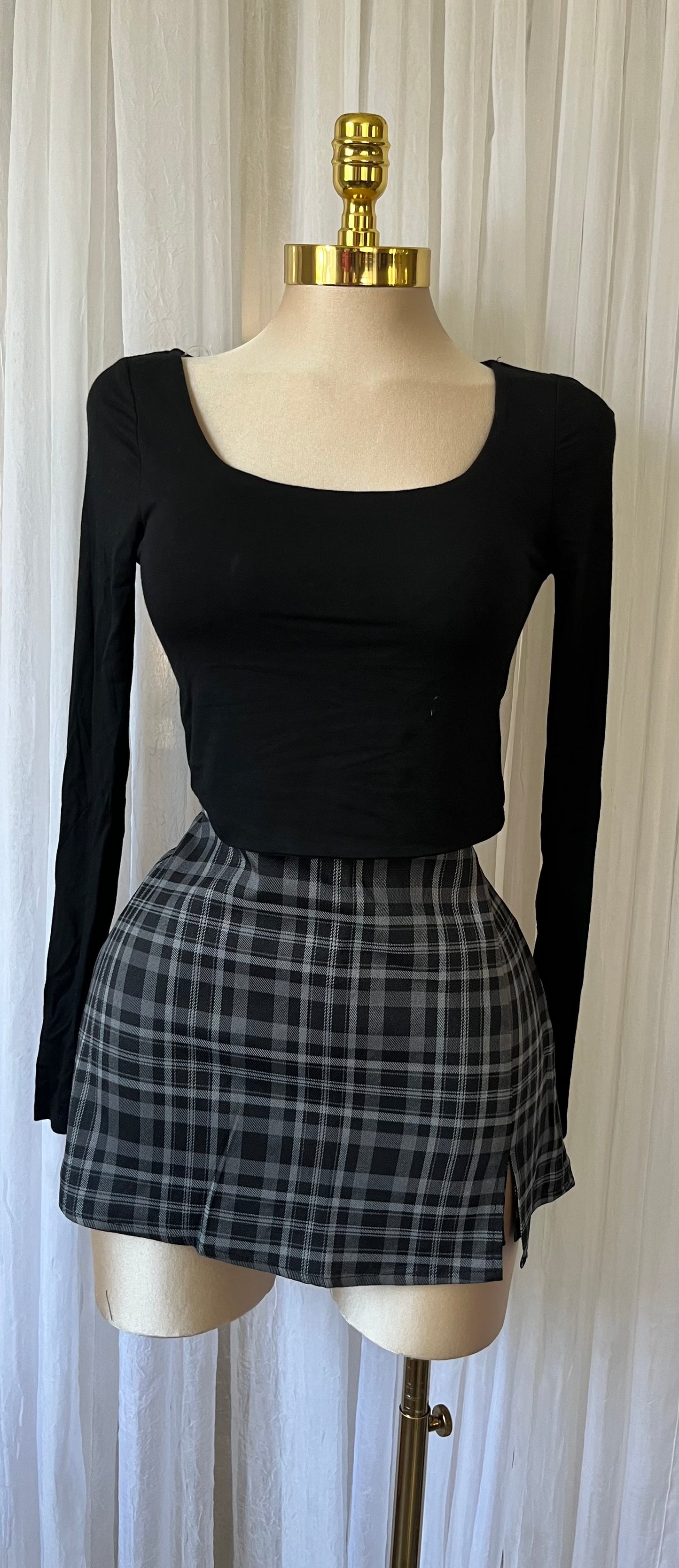 Side slit skort